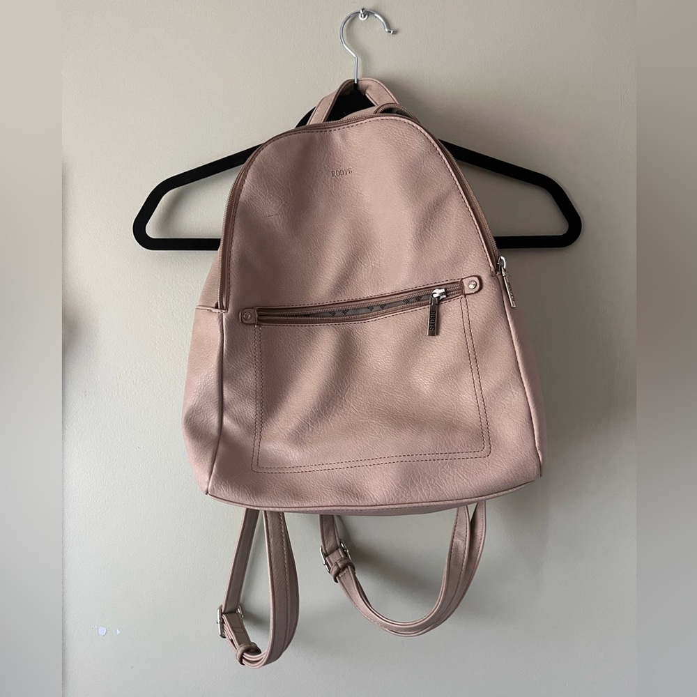 Roots Leather Greige Backpack